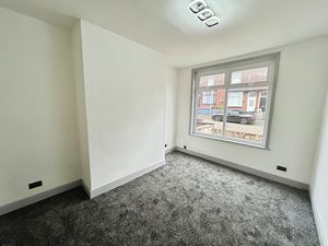 Lounge- click for photo gallery